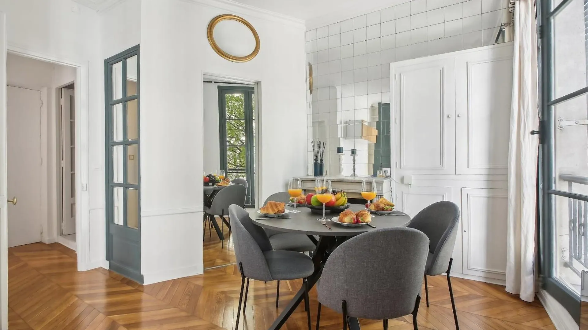 Le Marais 1br Cozy